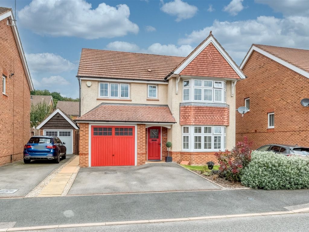 4 bed detached house for sale in Chapel Rise, Rednal, Birmingham B45