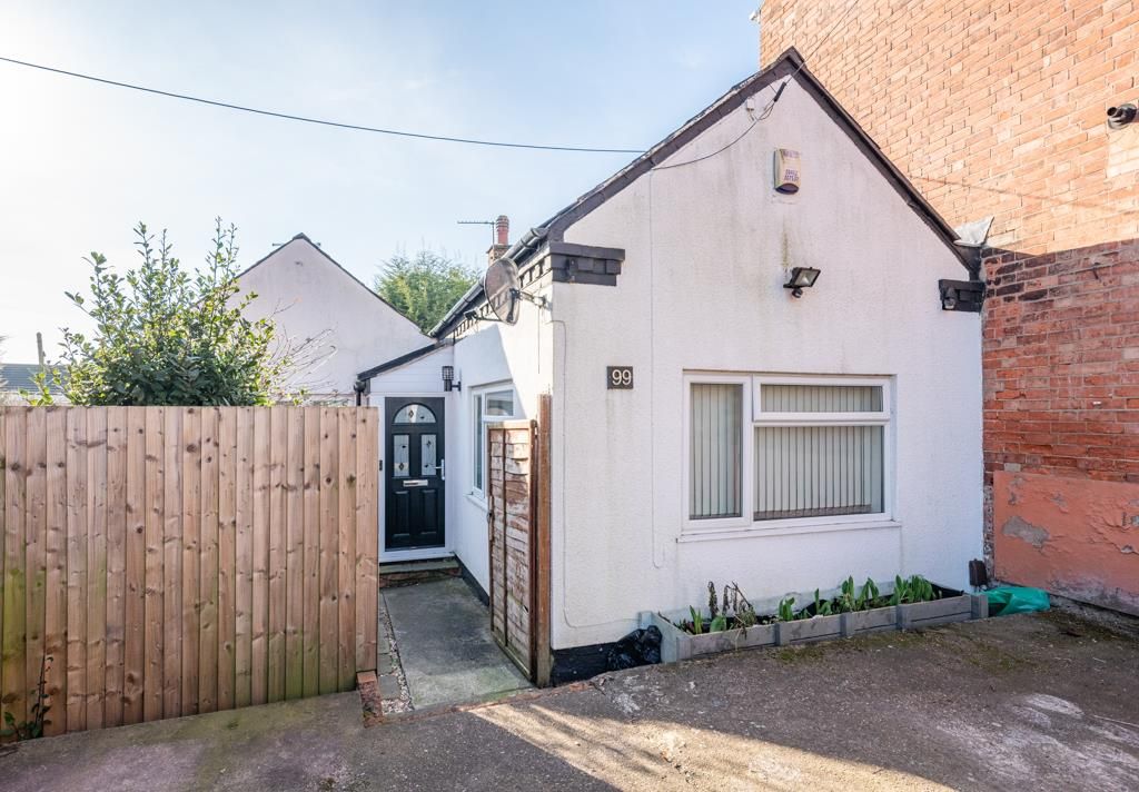 2 bed bungalow for sale in Thorneywood Rise, Thorneywood, Nottingham NG3 Zoopla