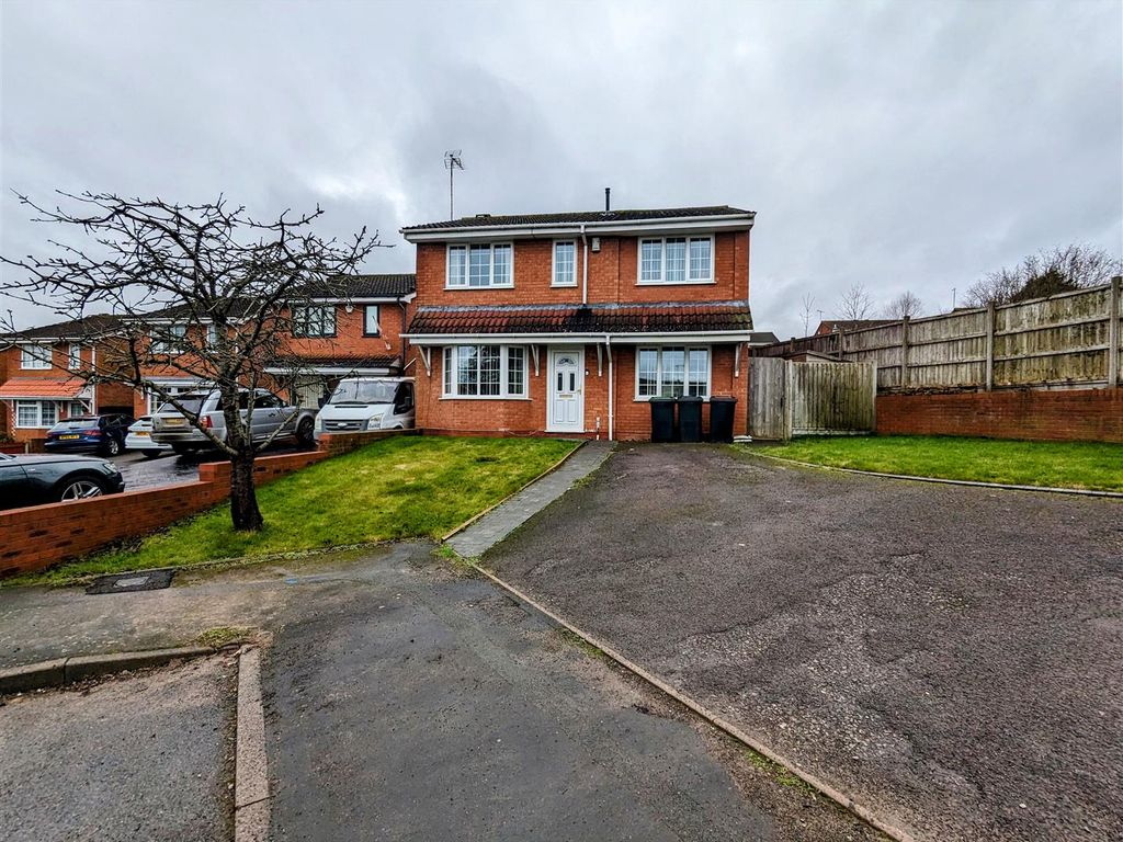 5 bed detached house for sale in Auden Close, Galley Common, Nuneaton CV10 Zoopla