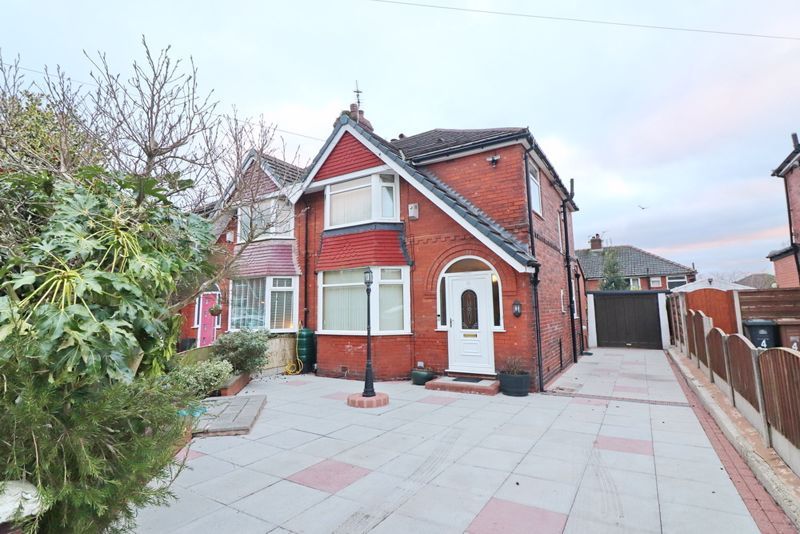 3 bed semidetached house for sale in Woodside Avenue, Worsley