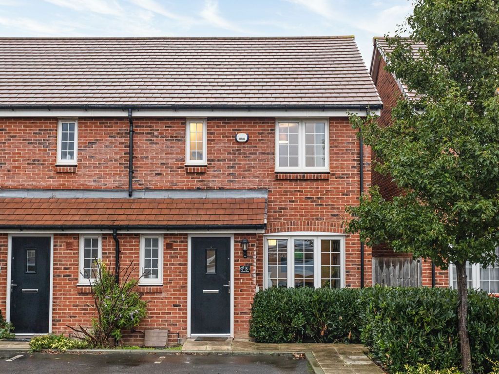 2 bed semidetached house for sale in Robinson Crescent, Crawley RH10