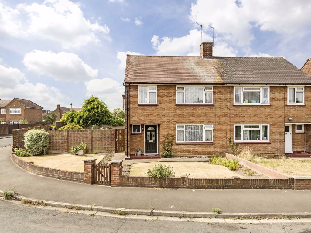 3 bed semidetached house for sale in Oxford Way, Feltham TW13 Zoopla