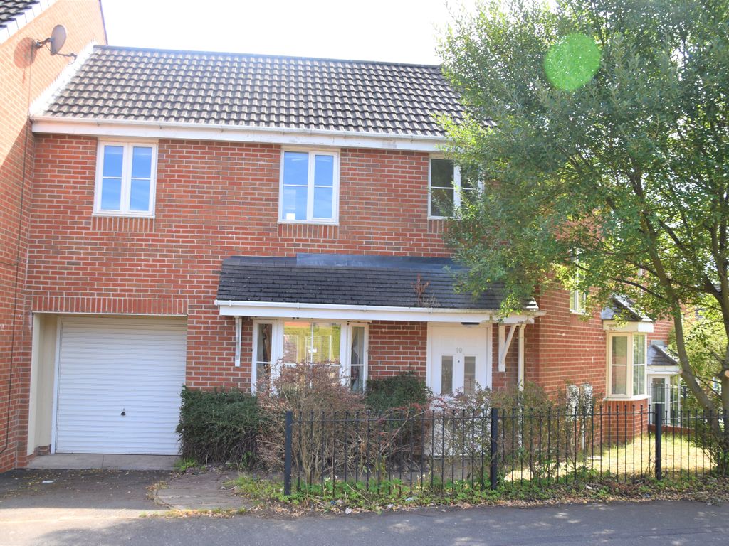 3 bed town house for sale in Lynn Street, Weston Heights, StokeOn