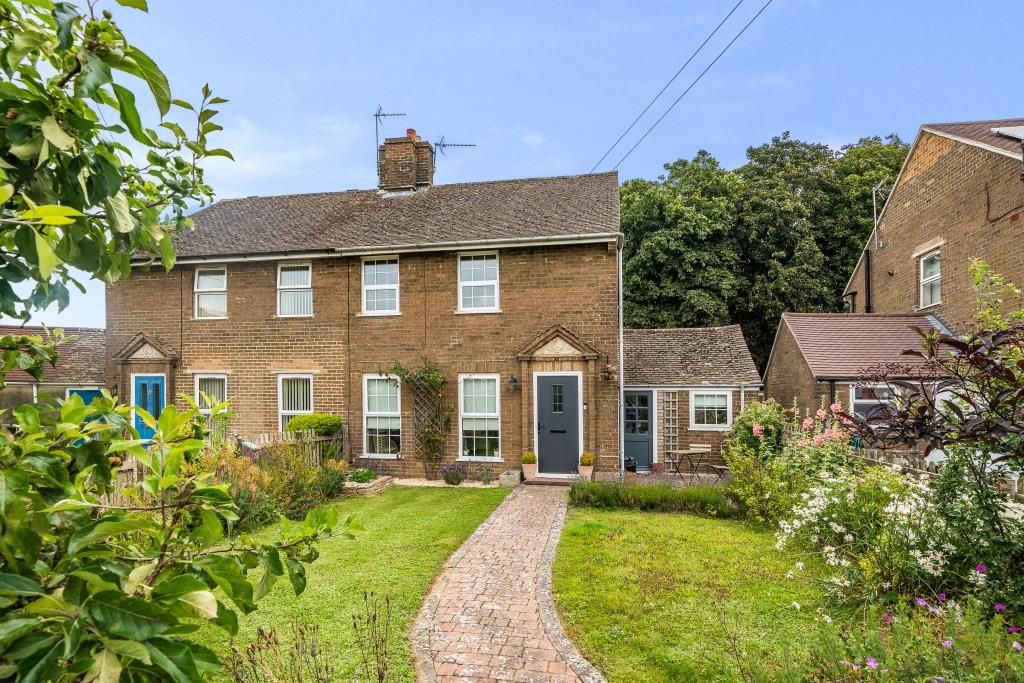 3 bed semidetached house for sale in Chipping Norton, Oxfordshire OX7