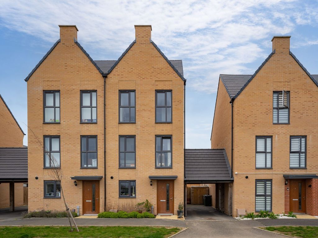 3 bed semidetached house for sale in Partridge Way, Northstowe CB24, £