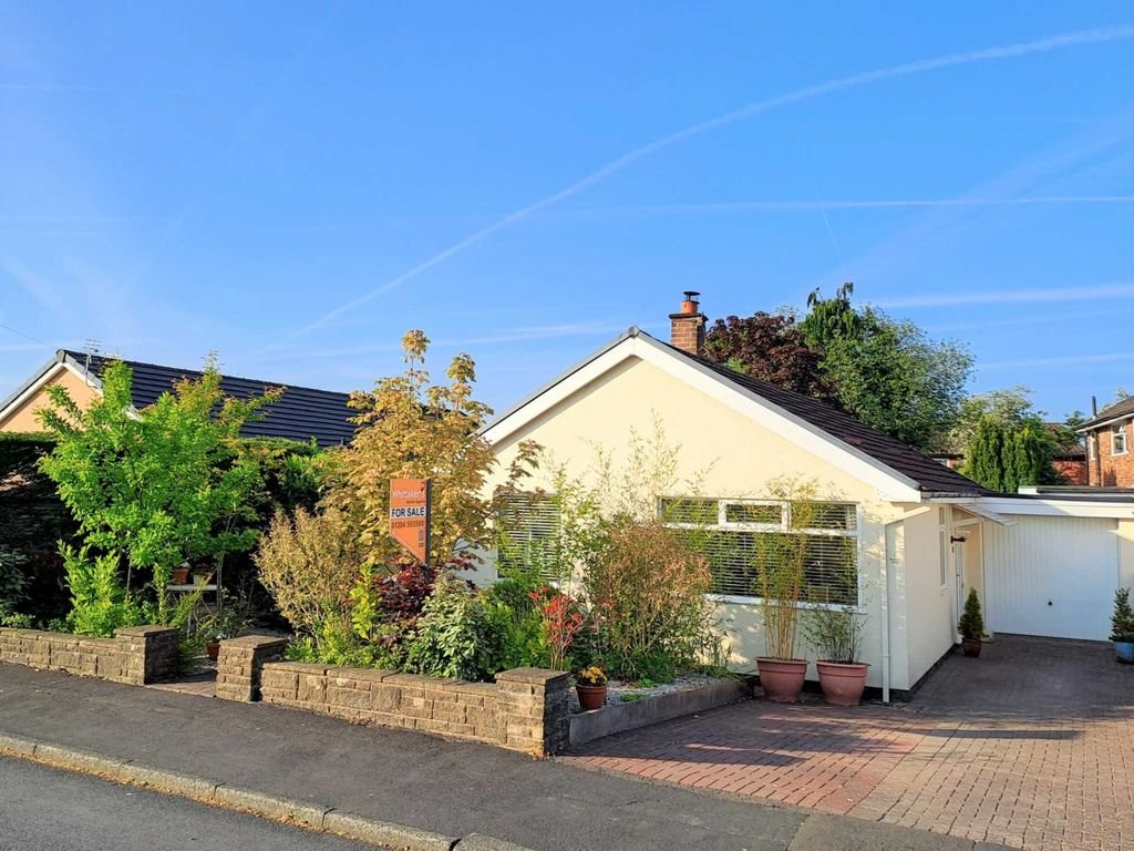 2 bed detached bungalow for sale in Sandford Close, Harwood BL2, £