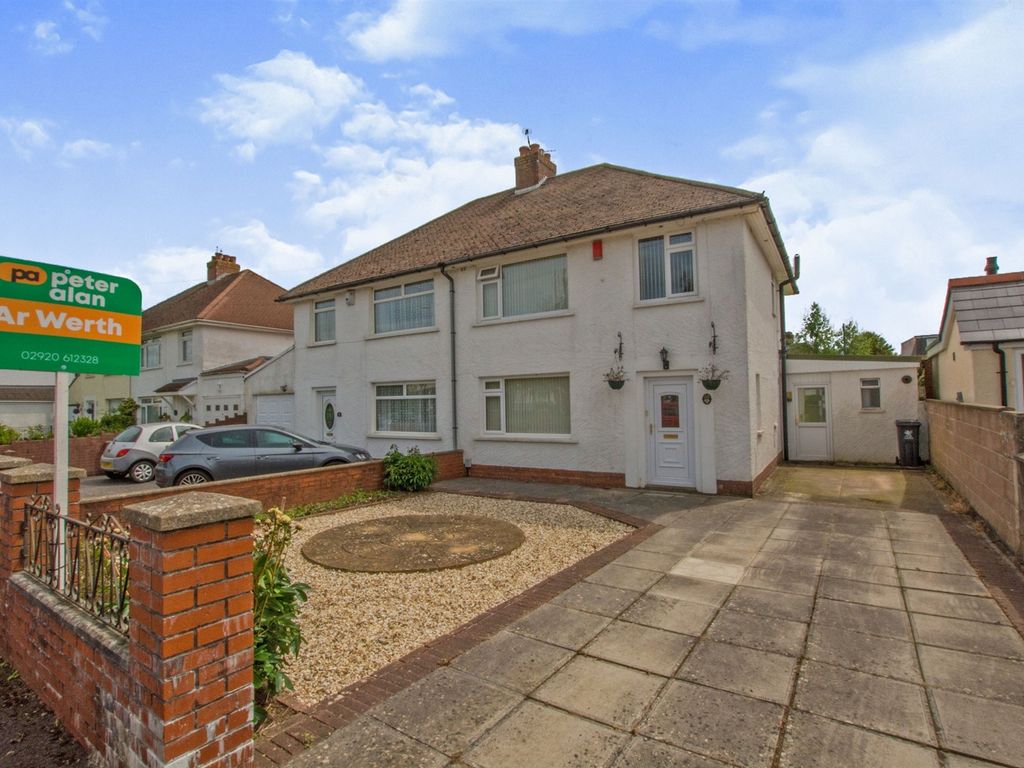 3 bed semidetached house for sale in Westbourne Road, Whitchurch