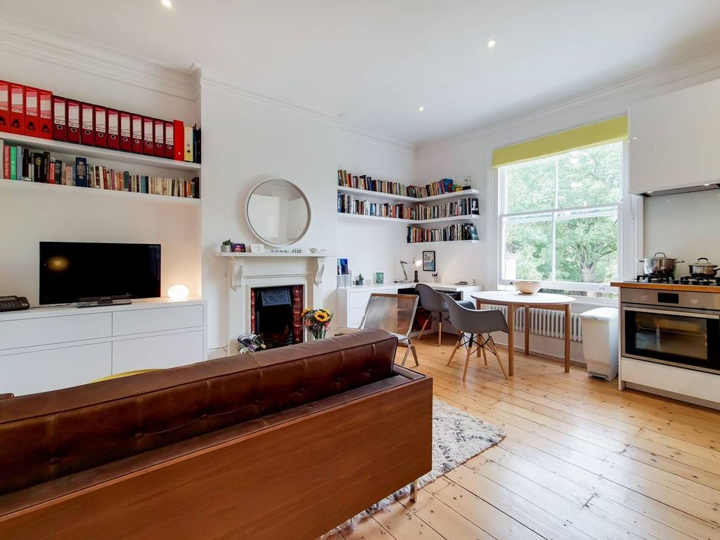 Vanbrugh Hill, Blackheath, London SE3  