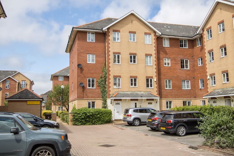 3 bed flat for sale in Campbell Drive, Cardiff CF11, £215,000 Zoopla