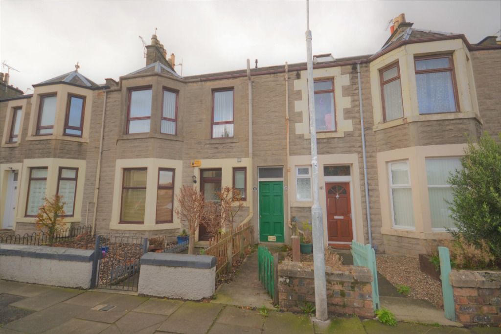 2 bed flat to rent in Anderson Street, Leven KY8, £495 pcm Zoopla