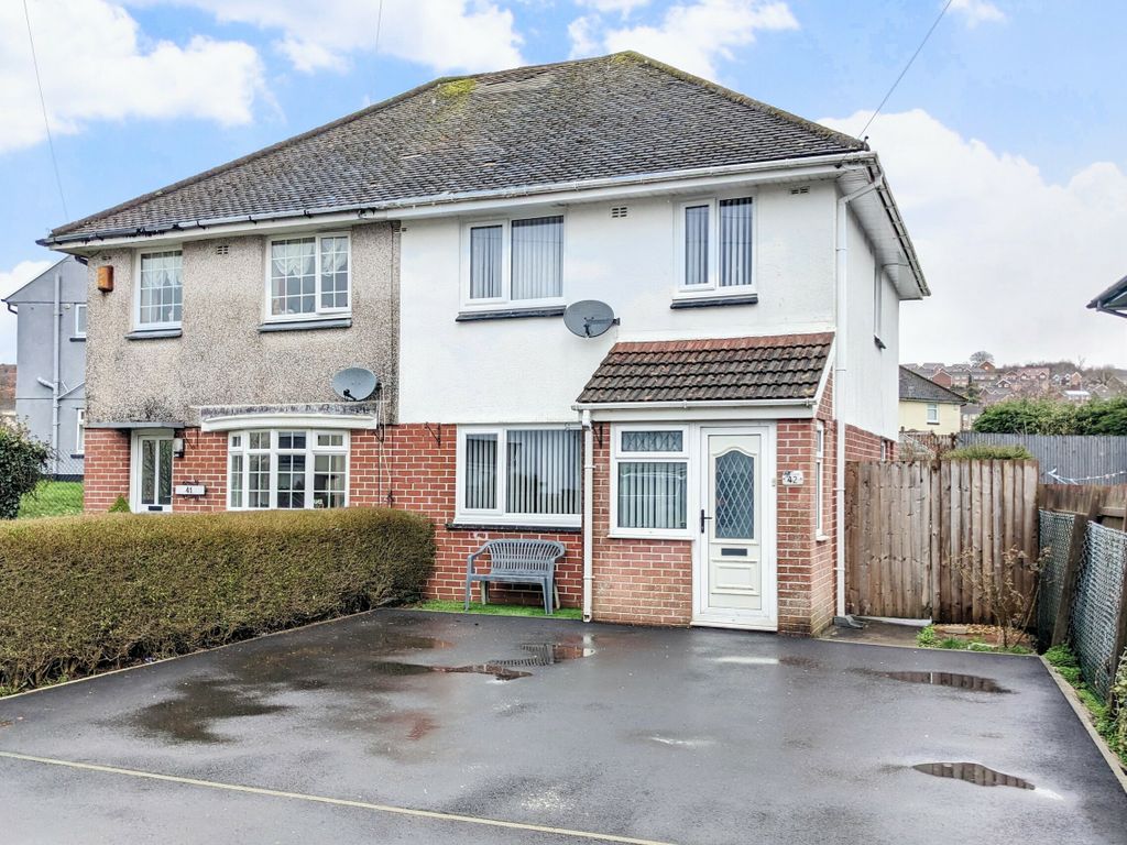 2 bed semidetached house for sale in 42 Maple Crescent, Trefechan