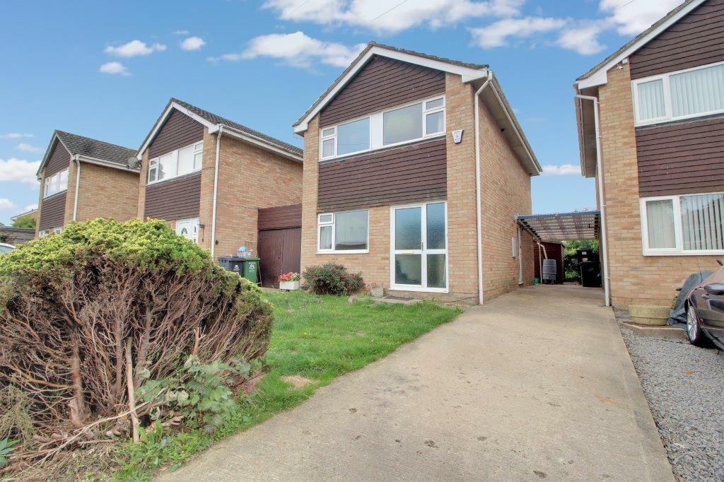 3 bed detached house for sale in Elm Grove, Huntley, Gloucester GL19