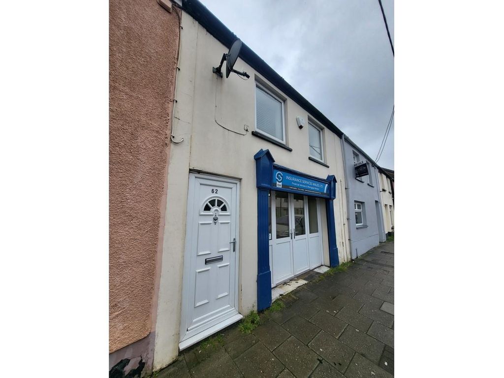 2 bed flat to rent in Brecon Road, Merthyr Tydfil CF47 Zoopla