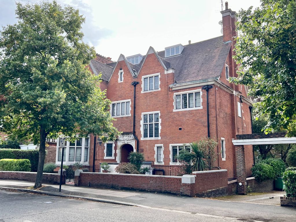 2 bed flat for sale in Eton Avenue, Belsize Park NW3, £875,000 Zoopla