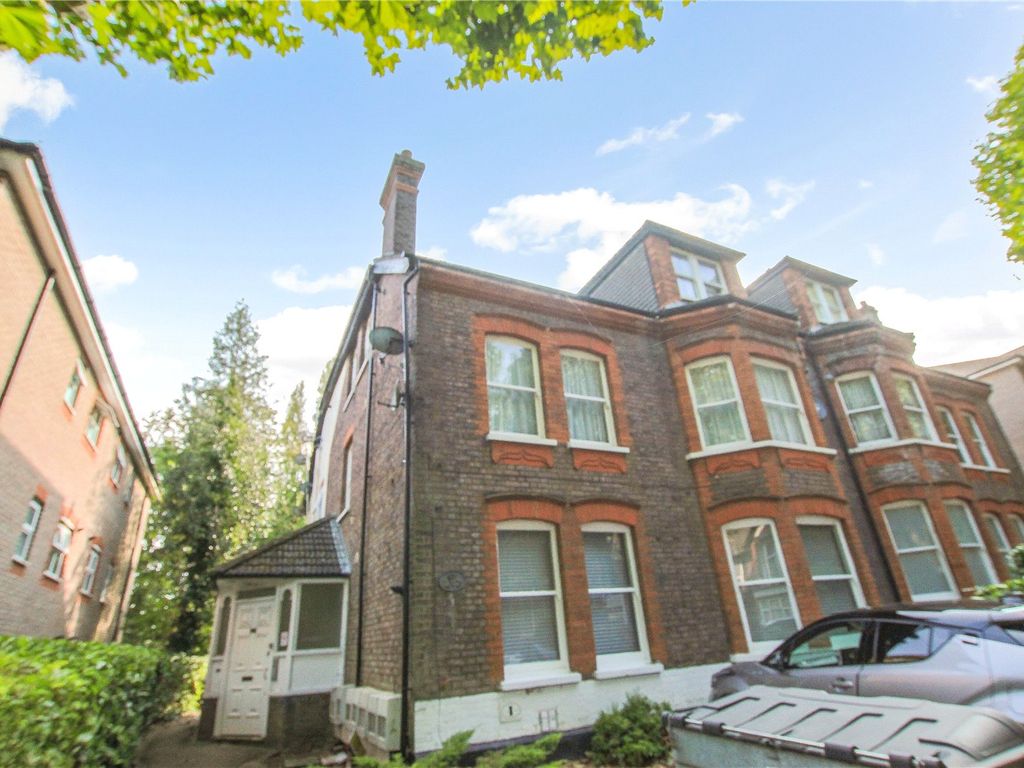 1 bed flat to rent in Studley Road, Luton LU3, £700 pcm Zoopla