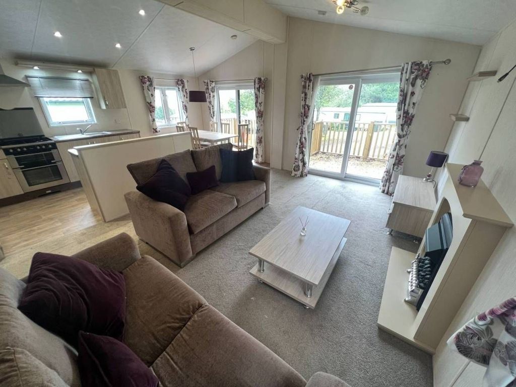 2 bed lodge for sale in Capernwray, Carnforth LA6, £75,000 Zoopla