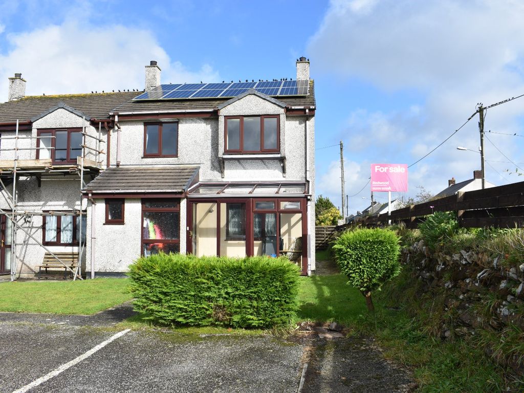 3 bed end terrace house for sale in Court, Four Lanes, Redruth