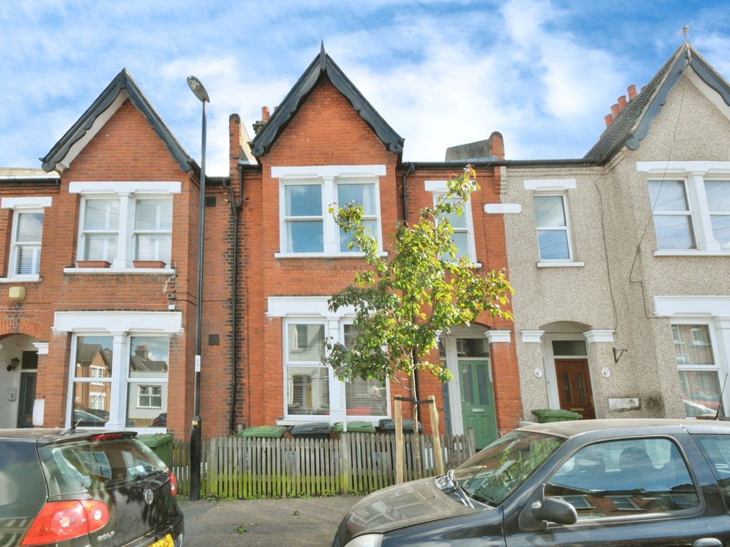 2 bed detached house for sale in Shipman Road, London SE23, £375,000