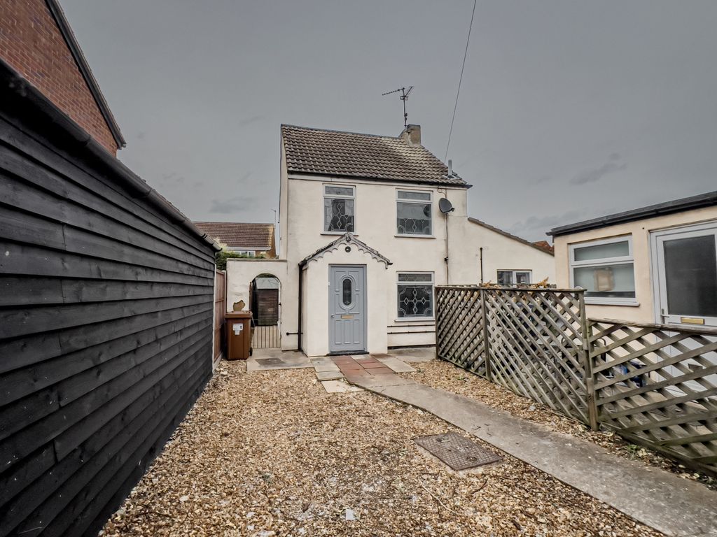 3 bed detached house to rent in Mayfield Road, Eastrea, Whittlesey