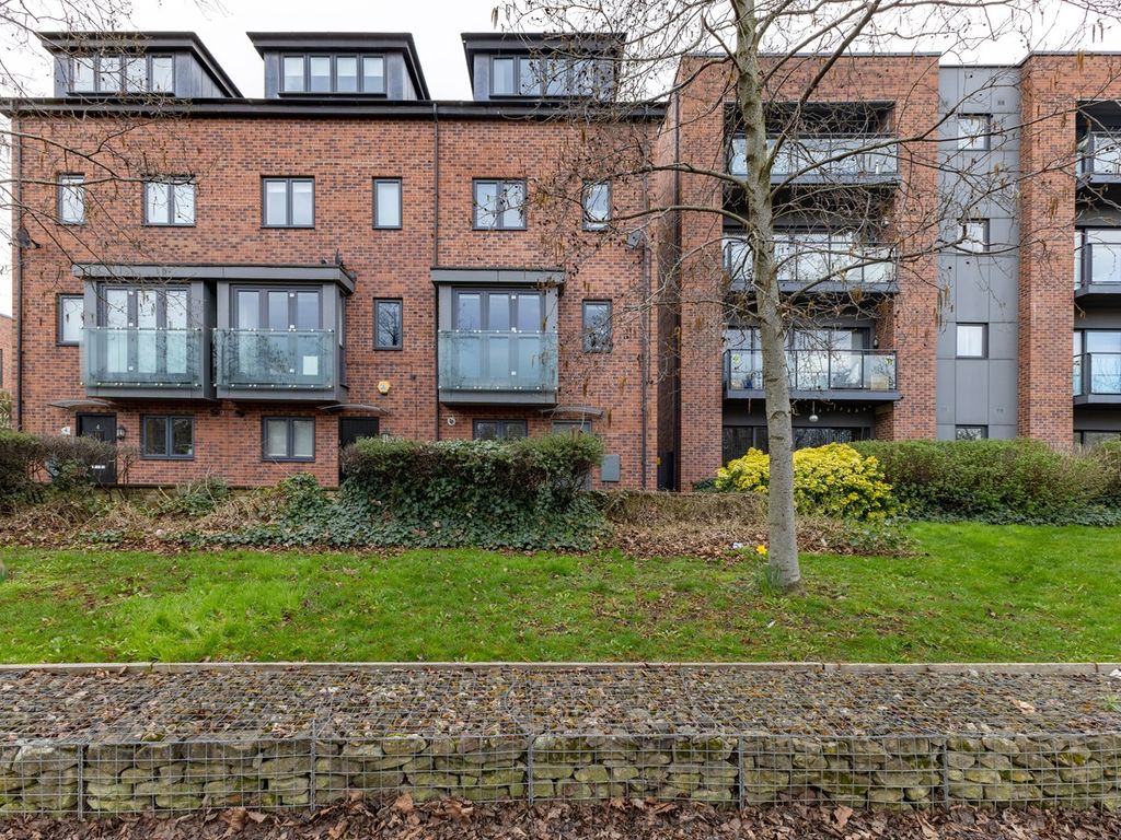 4 bed town house for sale in Atkinson Quay, Hunslet, Leeds LS10 Zoopla