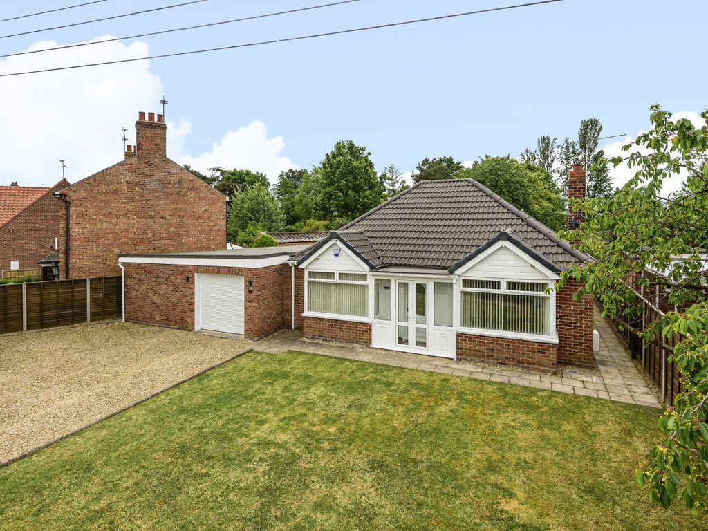 3 bed detached bungalow for sale in Northorpe Road, Donington, Spalding