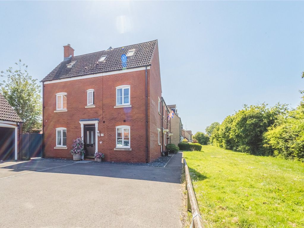 4 bed end terrace house for sale in White Eagle Road, Haydon End, Swindon SN25 Zoopla