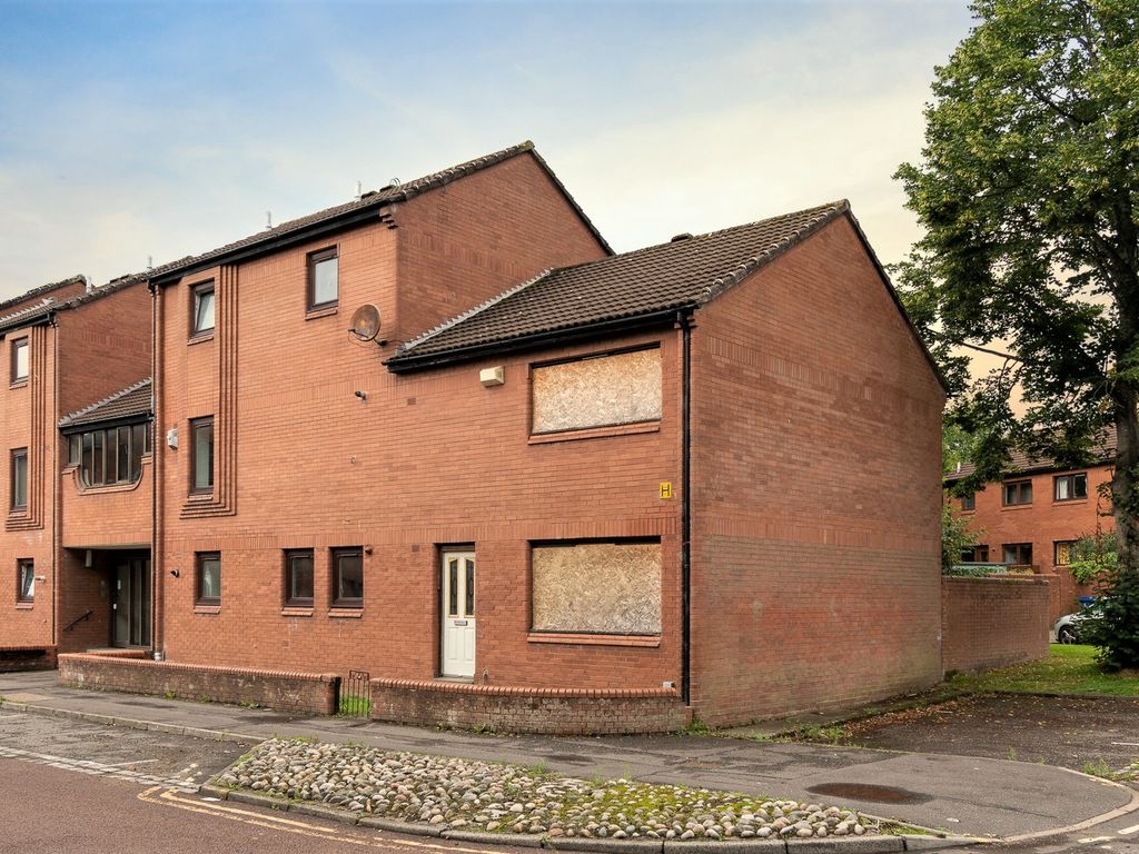 2 bed end terrace house for sale in Trossachs Street, Maryhill, Glasgow