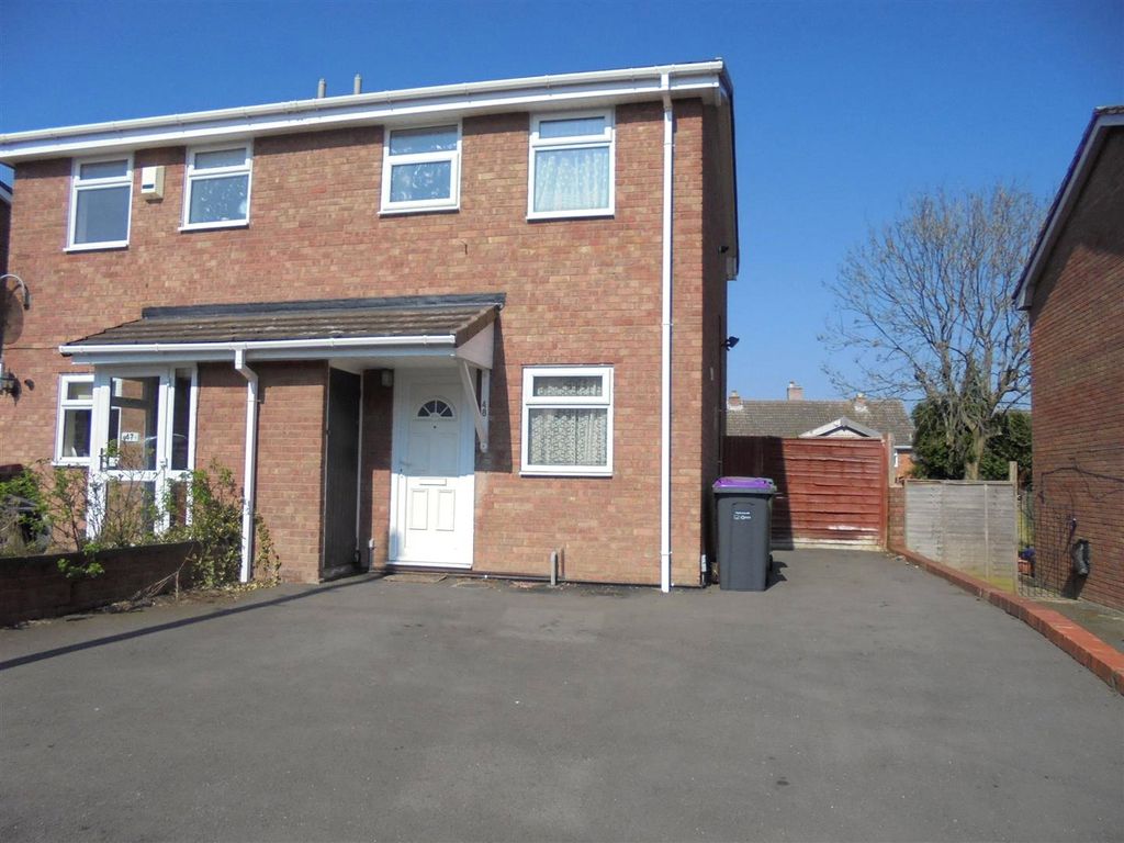 2 bed semidetached house for sale in Near Vallens, Hadley, Telford