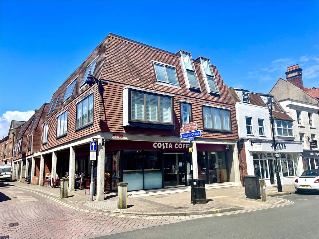 1 bed flat for sale in New Street, Lymington, Hampshire SO41 Zoopla