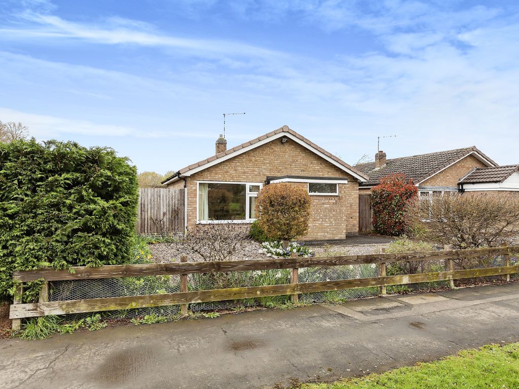 2 bed bungalow for sale in Bracken Dale, East Goscote, Leicester