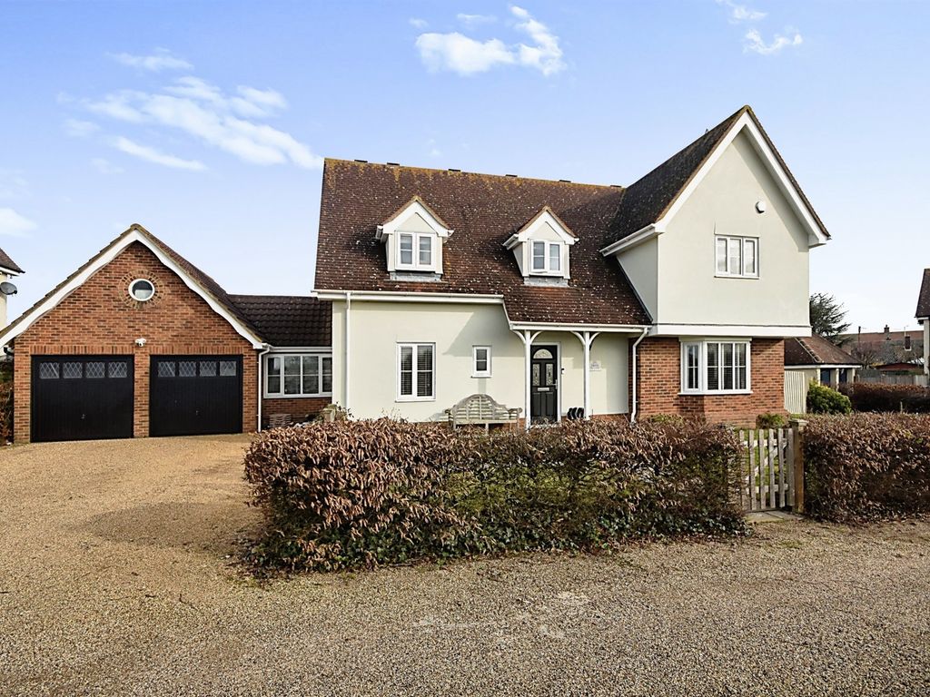 5 bed detached house for sale in Brook Meadows, Tiptree, Colchester CO5