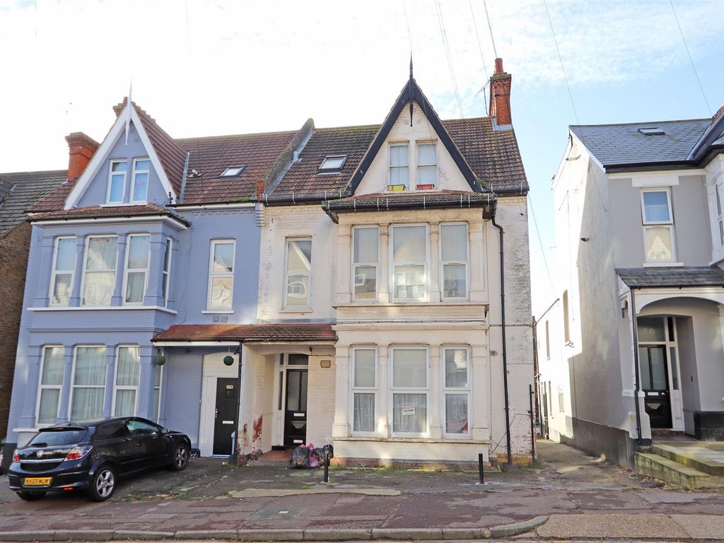 1 bed flat for sale in York Road, SouthendOnSea SS1 Zoopla