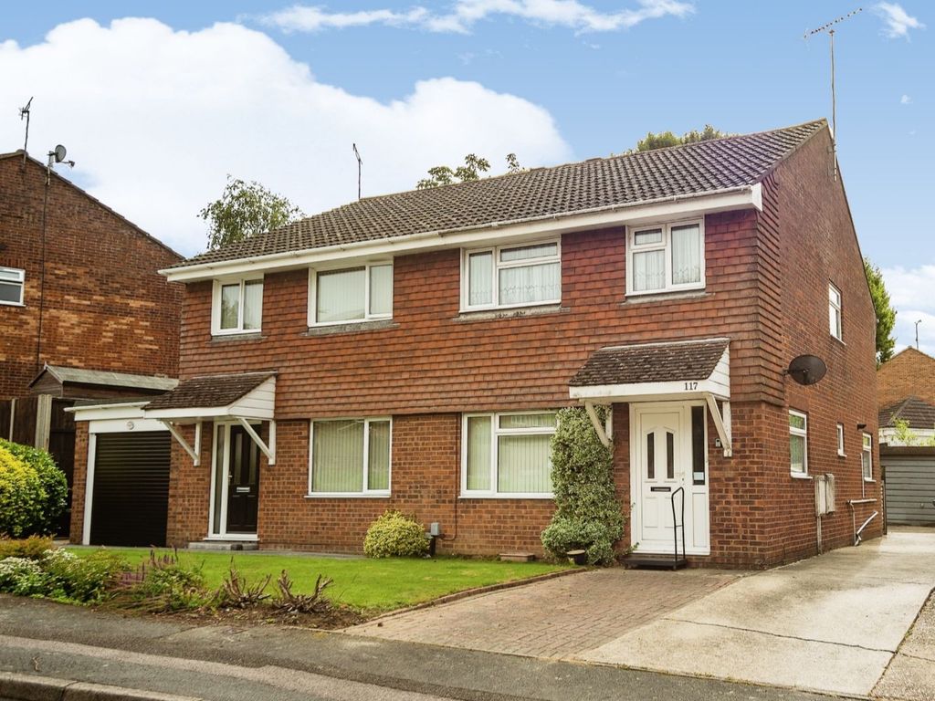 3 bed semidetached house for sale in Highfield Road, Willesborough