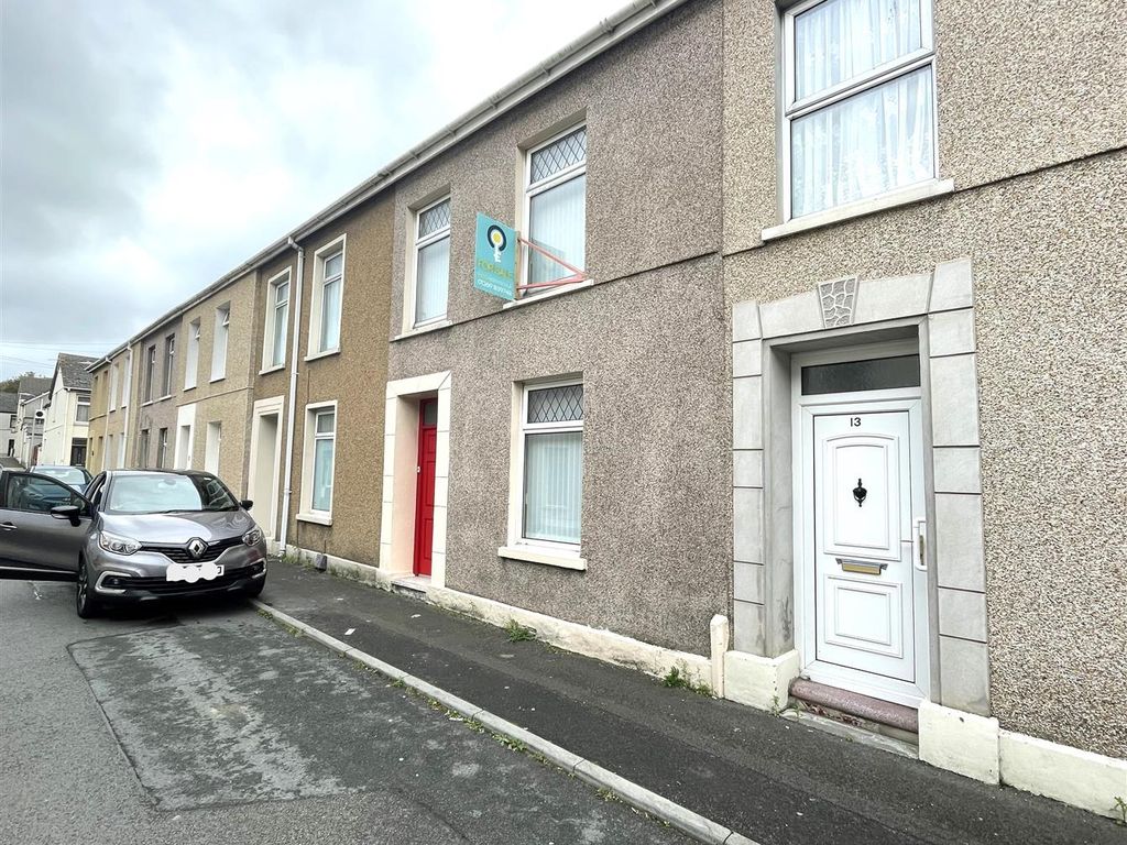 3 bed terraced house for sale in Hick Street, Llanelli SA15, £105,000 Zoopla