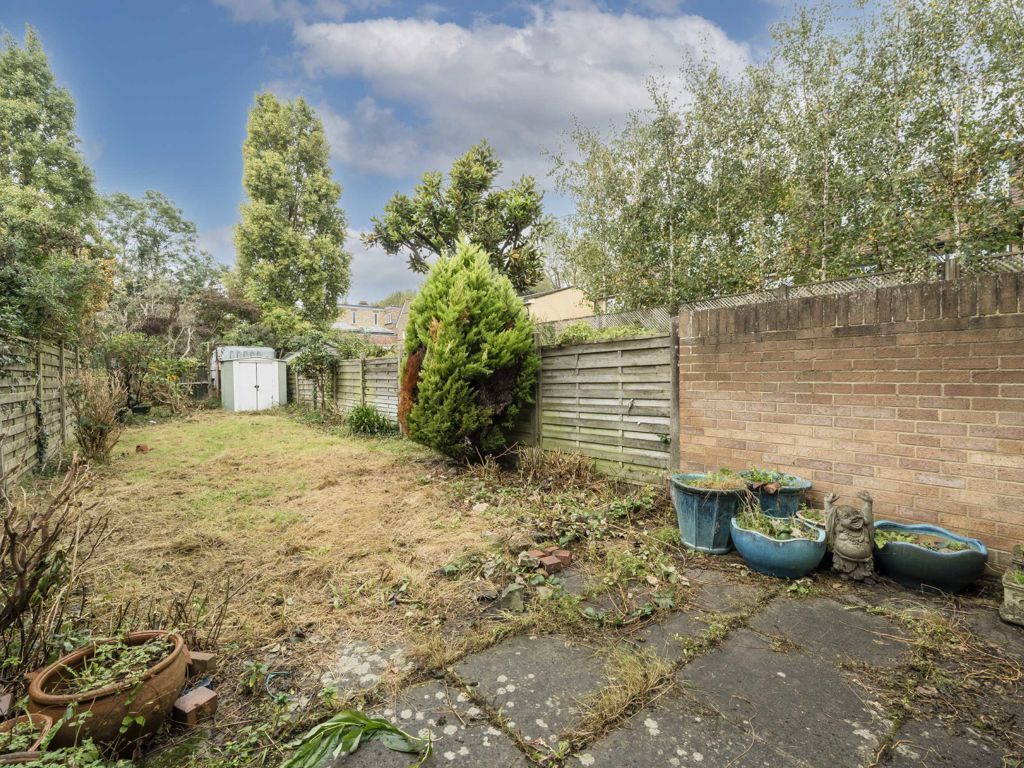 3 bed terraced house for sale in Garth Road, London W4, £1,080,000 Zoopla