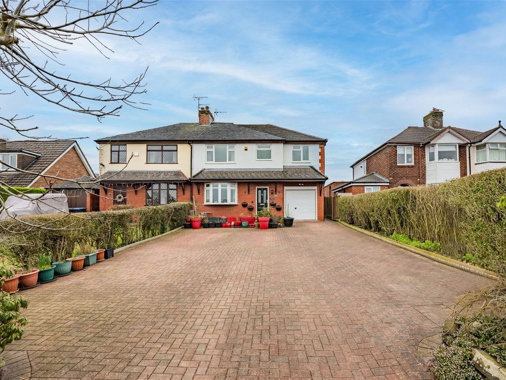 4 bed semidetached house for sale in Folly Lane, Cheddleton