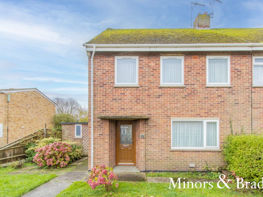 3 bed semidetached house for sale in Britten Road, Lowestoft NR33 Zoopla