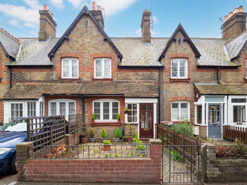 2 bed terraced house for sale in Ewell Road, Cheam Village, Sutton