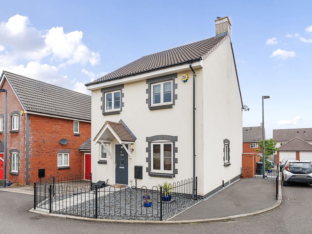 4 bed detached house for sale in The Rosary, Stoke Gifford, Bristol ...