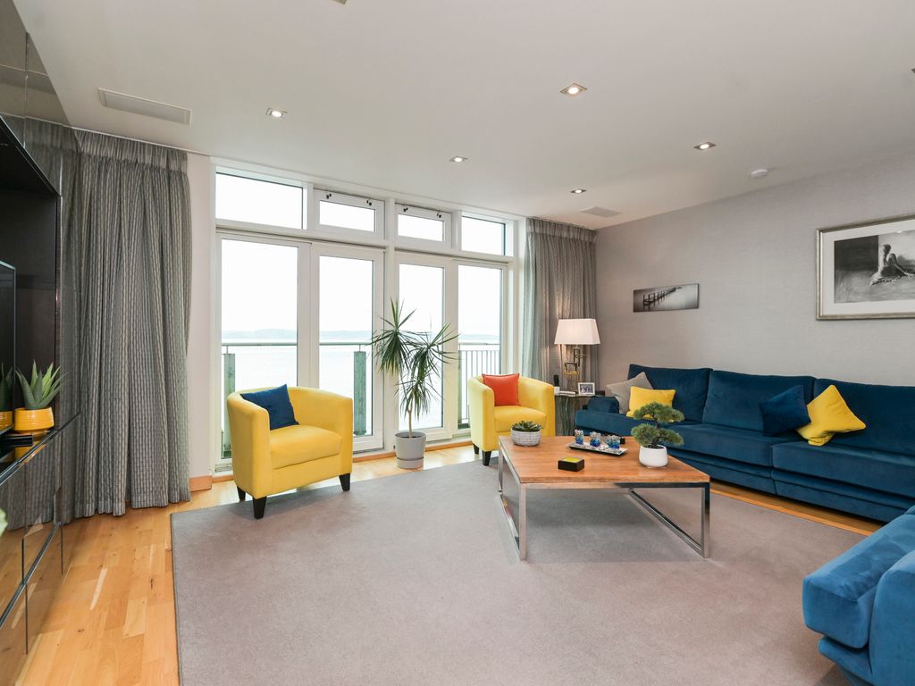 2/16 Western Harbour Breakwater, Newhaven, Edinburgh EH6