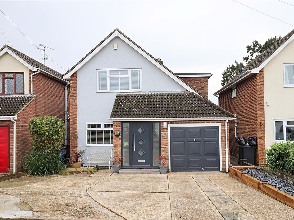 4 bed detached house for sale in Meadow Close, Panfield, Braintree CM7