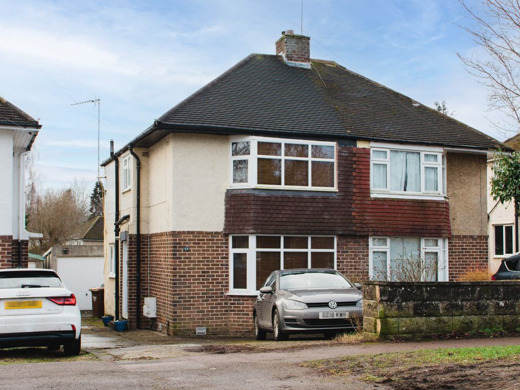 3 bed semidetached house for sale in Sinclair Avenue, Banbury OX16