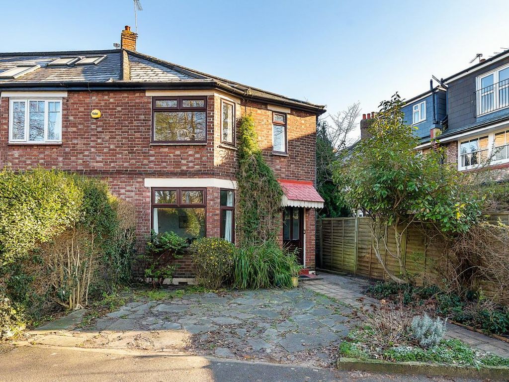 2 bed semidetached house for sale in Lower Ham Road, Kingston Upon