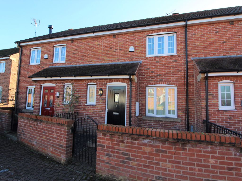 3 bed town house for sale in Trafalgar Court, Gainsborough DN21 Zoopla