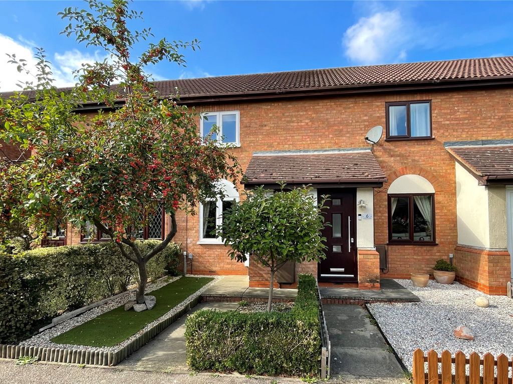 2 bed terraced house for sale in Lindisfarne Close, Eynesbury, St
