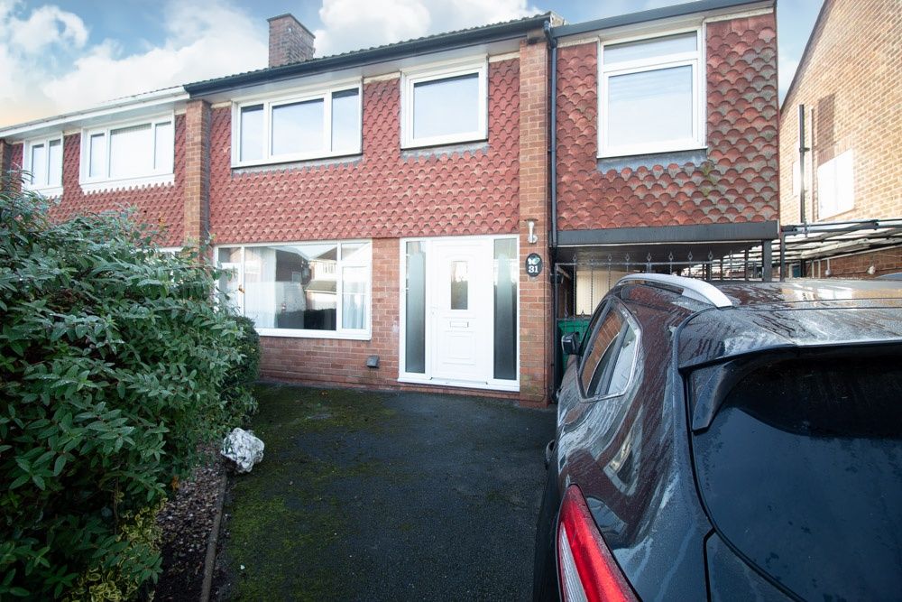4 bed semidetached house to rent in Monksway, Wilford, Nottingham NG11