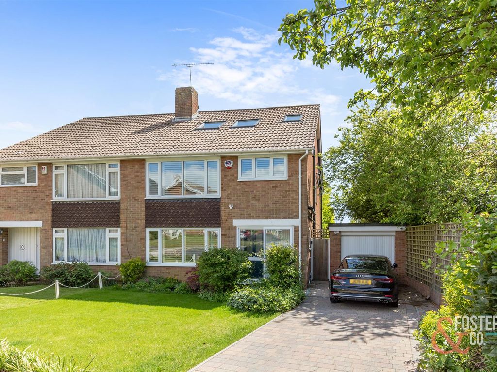 4 bed semidetached house for sale in The Paddock, Hove BN3, £950,000