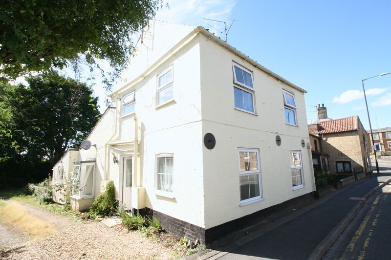 2 bed terraced house to rent in London Road, Downham Market PE38 Zoopla