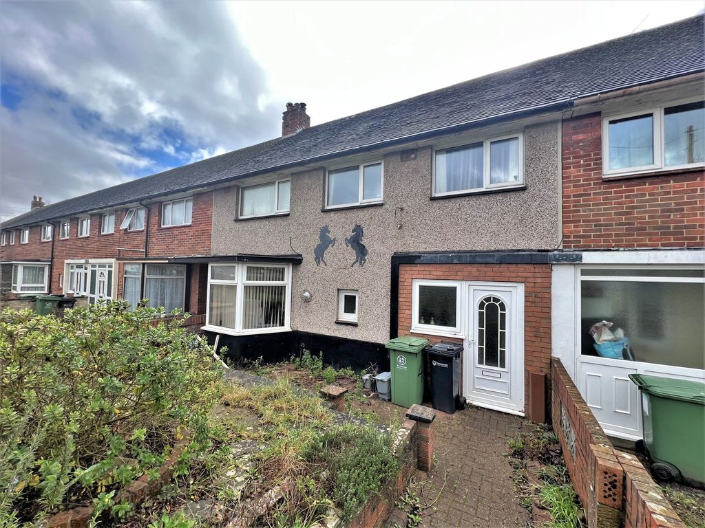 4 bed semidetached house for sale in Allaway Avenue, Paulsgrove