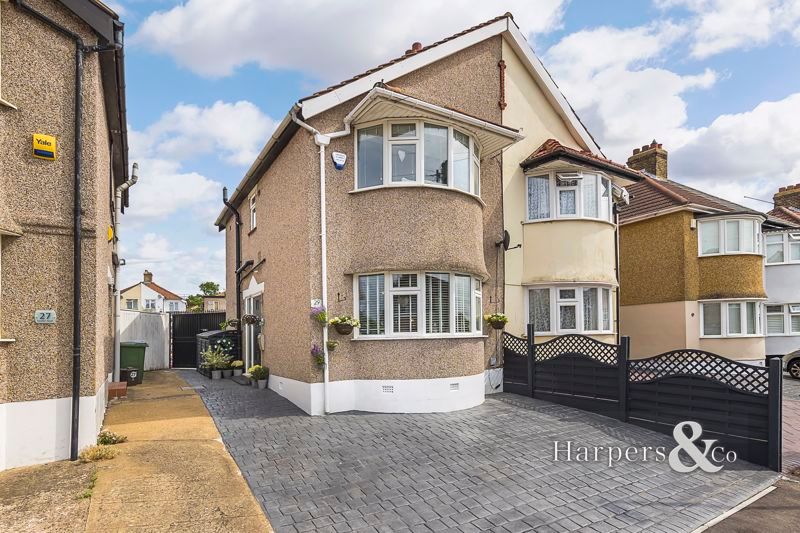 3 bed semidetached house for sale in Seaton Road, Welling DA16 Zoopla